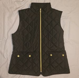 St. John's Bay solid black vest